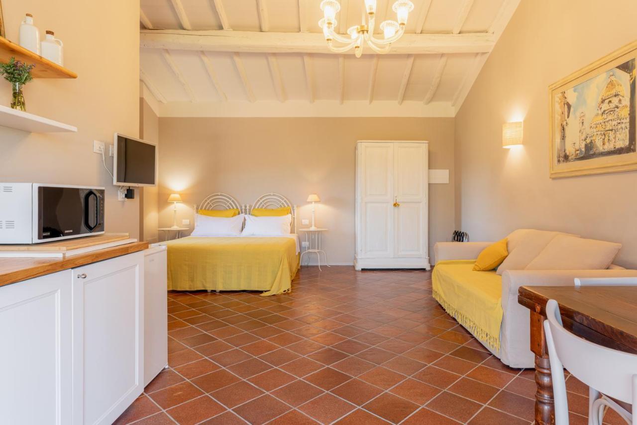 B&B La Casetta Montecarlo Bagian luar foto